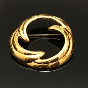 Signed NAPIER Vintage Gold Tone Swirl Brooch Pin